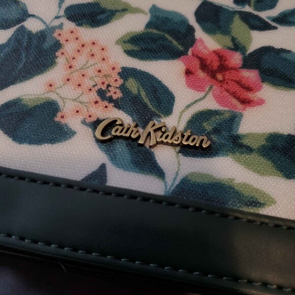 Cath Kidston Leaf Print Small Lucky Bag - Picture 2 of 6